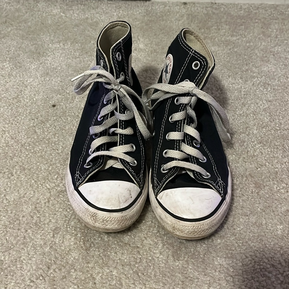 Black converse